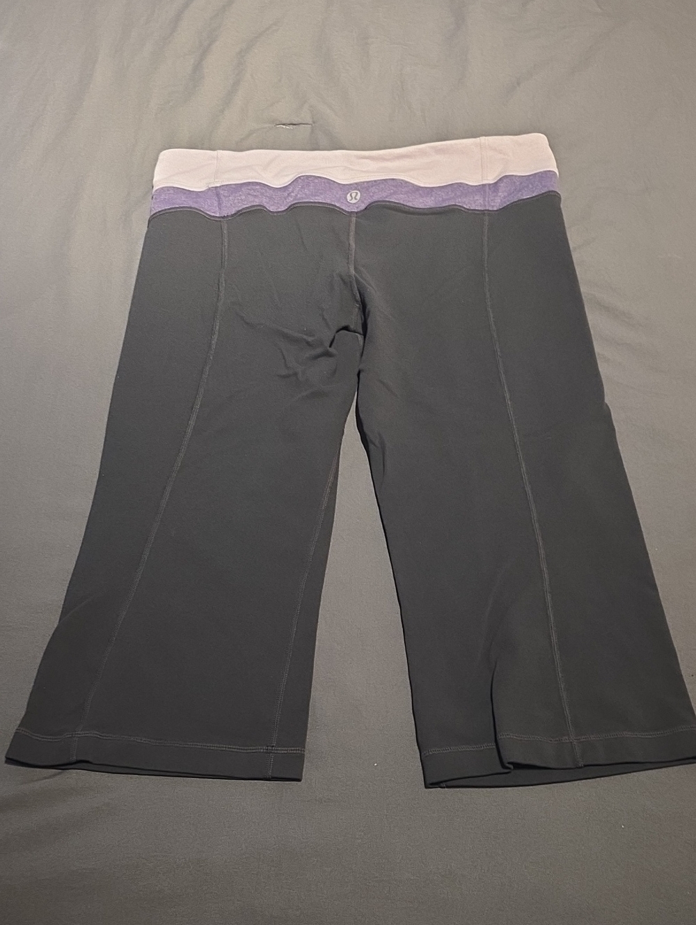 Lululemon Reversible Cropped Yoga Pants with Lavender Waistband